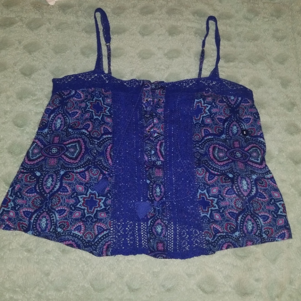 NWOT Hollister Patterned Tank